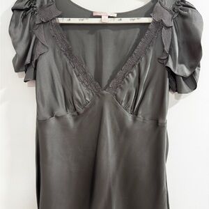 Rebecca Taylor Vintage Gray silk top with Ruffle Sleeves